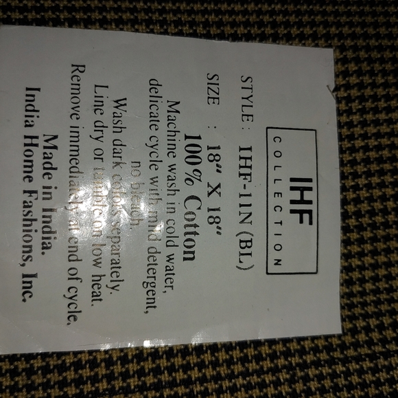 5/$30 or $10 Dinner Napkins NWT - Picture 3 of 3